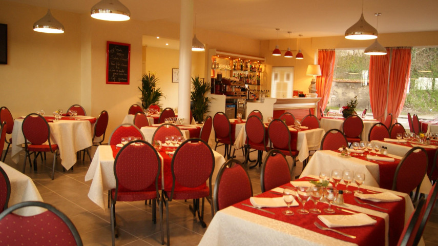 Restaurant traiteur à reprendre - Centre Yonne (89)